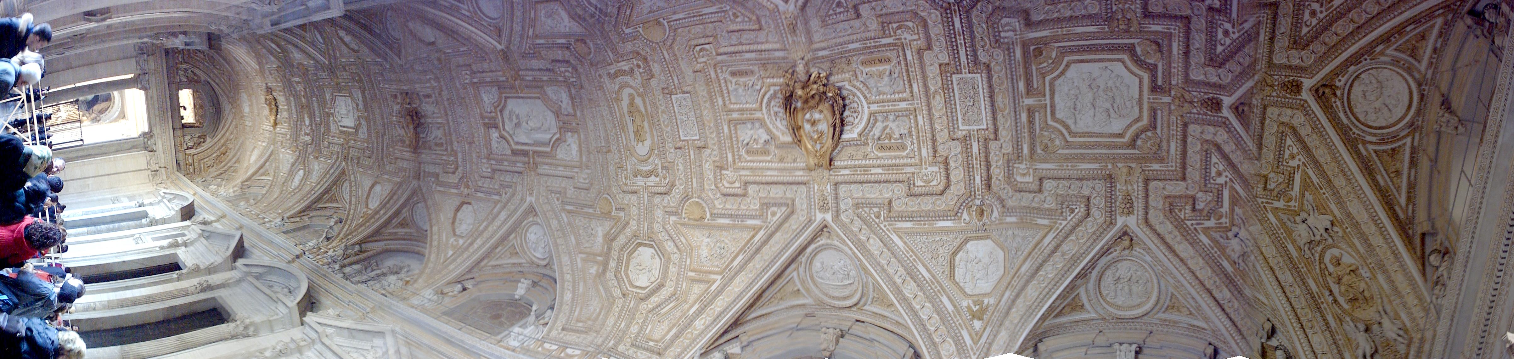 Panorama - Basilica San Pedro.jpg